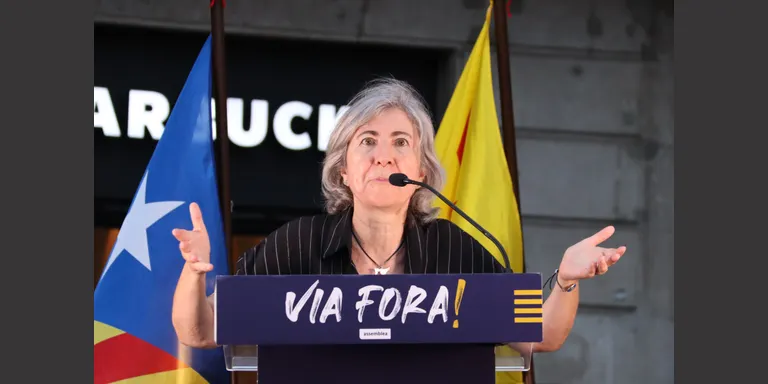 Dolors Feliu (ANC) defensa que l'amnistia s'interpreti com un aval perquè el Parlament aixequi la DUI "suspesa"