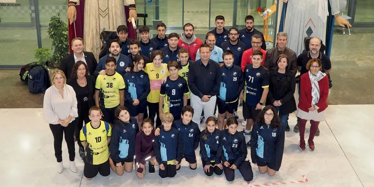 L’Ajuntament de Cambrils fa una recepció al Club Handbol Cambrils