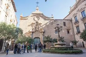 Enguany per Tots Sants gairebé es dobla el volum de persones en les visites guiades de Solsona