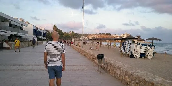 Acaba la temporada de platja a Altafulla, però es mantenen alguns serveis com les dutxes