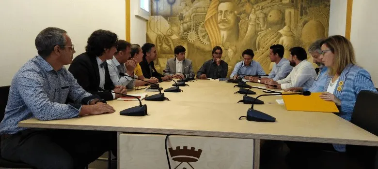 El primer ple municipal emès en directe