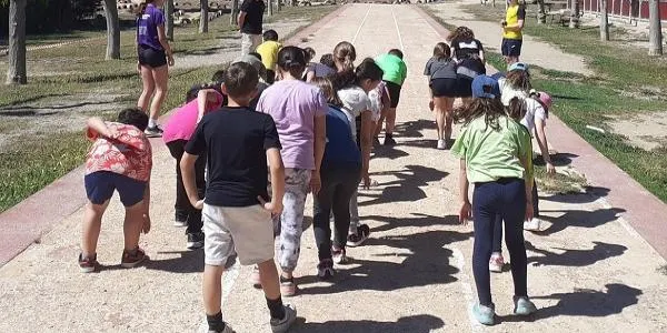 Els Atletes d’Altafulla celebren un any més les jornades atlètiques en els centres escolars de la vila