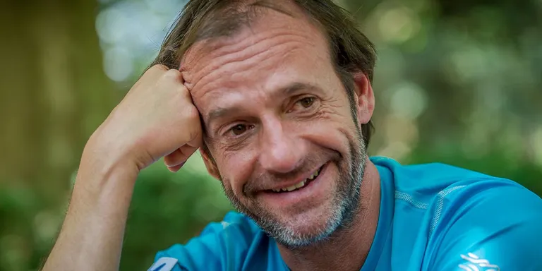 L'alpinista Ferran Latorre explica a Ràdio Pineda la fita d'haver coronat els 14 cims de 8000 metres del planeta