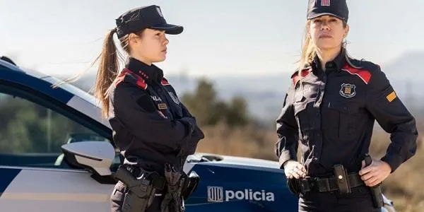 Els Mossos d’Esquadra detenen tres persones a Altafulla per robar dins d’una caravana a Tarragona