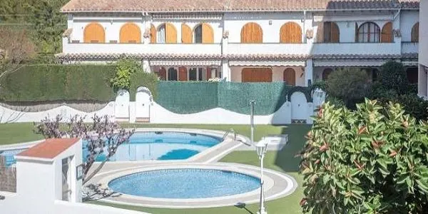 Els propietaris d'apartaments turístics adverteixen que el nou decret que regula el sector tindrà "efectes colaterals contraproduents"