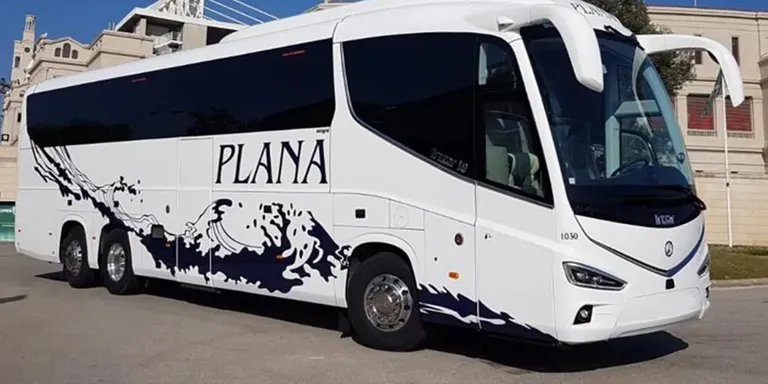El bus Torredembarra-Barcelona modifica l'horari