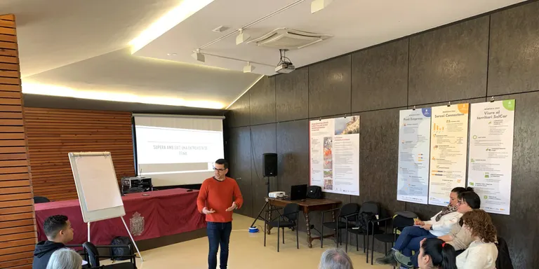 Dos de cada tres usuaris amb seguiment personalitzat de l'Espai Connectem de l'Agència han trobat feina o l'han millorat