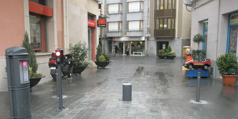 Les pilones es tornen a alçar al voltant del Centre Històric