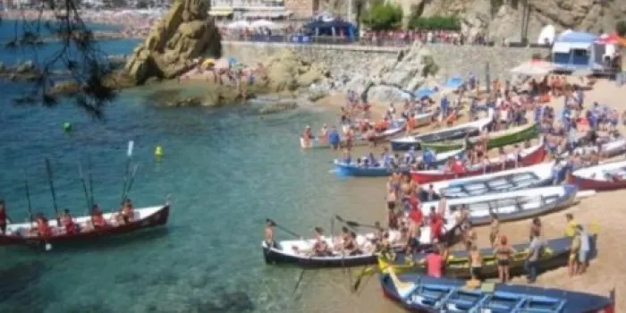 El veterà masculí del Club de Rem guanya la primera regata de la Lliga a Santa Cristina, Lloret de Mar
