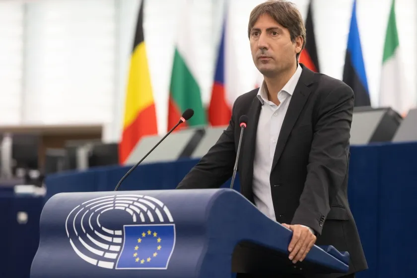 El Parlament Europeu acusa l’Estat Espanyol d’estar al darrere de l’espionatge de 65 polítics independentistes, entre ells el calderí Jordi Solé