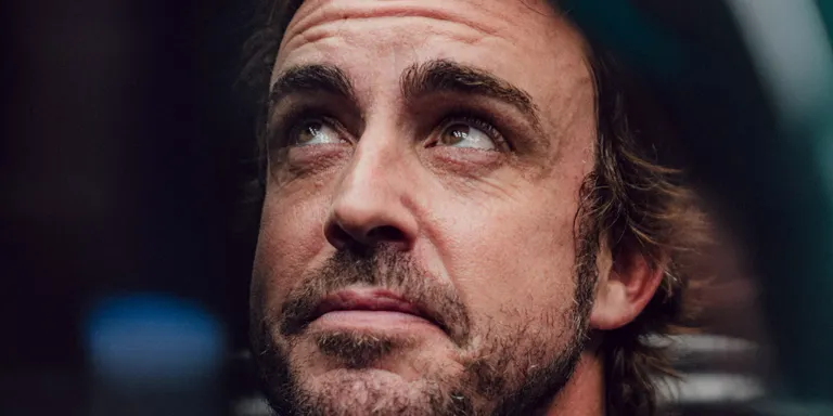 Fernando Alonso abandona l’última cursa del mundial de Fórmula 1