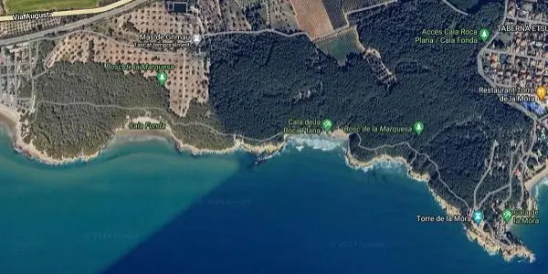 Un incident nàutic deixa quatre ferits entre les platges de la Marquesa i Llarga
