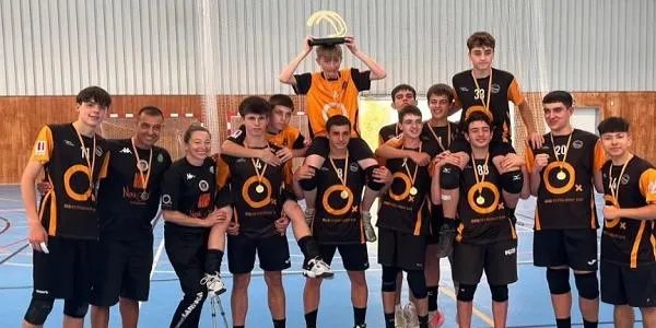 Roger Monzó, Alonso Fernández i Àlex Bladé es proclamen campions de Catalunya de Segona Divisió amb el CEVOL Torredembarra