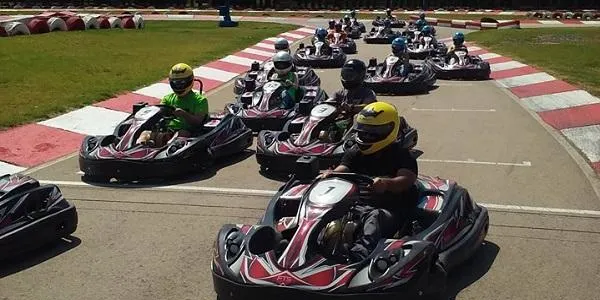 La cursa nocturna del Kàrting Altafulla esdevé un èxit amb polèmica