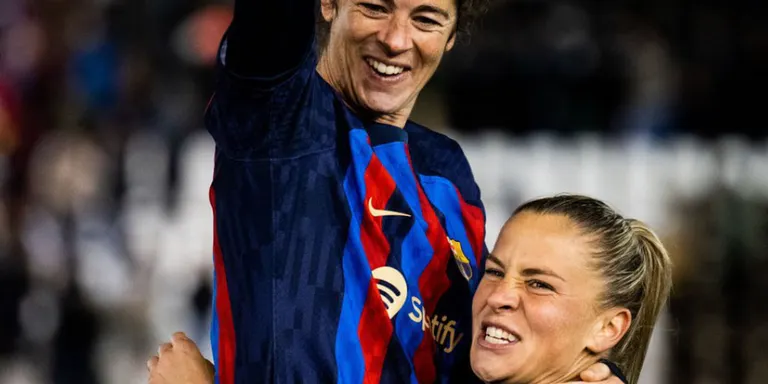 El Barça deixa KO el Reial Madrid a la pròrroga i amb una jugadora menys
