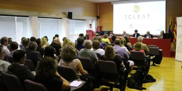 La URV estrena un centre de formació permanent en turisme