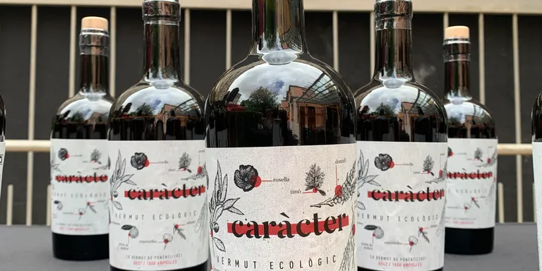 La cooperativa Tres Cadires d’Arbeca presenta presenta 'Caràcter' el primer vermut ecològic de Catalunya