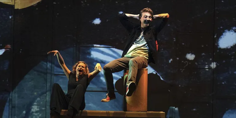 Teatre familiar: 'La Motxilla de l'Ada' aquest diumenge a l'Auditori