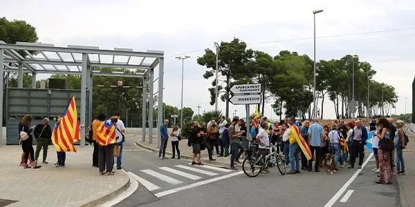 El president de la Generalitat visita l’expresidenta del Parlament, Carme Forcadell, a la presó de Mas d’Enric del Catllar