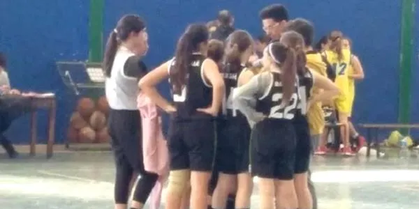 L’Infantil Femení assalta la pista de la Salle TGN i se situa a un punt de la primera plaça (62-78)