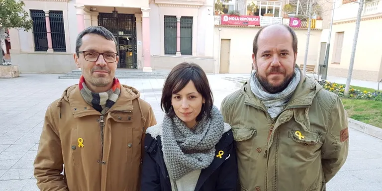 ERC creu que sustentar el govern municipal en cinc regidors sense partit és “un frau democràtic”