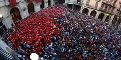 L'Ajuntament de Valls sorteja les invitacions per veure les diades de Firagost i 10 de setembre