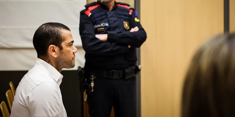 Llibertat condicional sota fiança per a Dani Alves