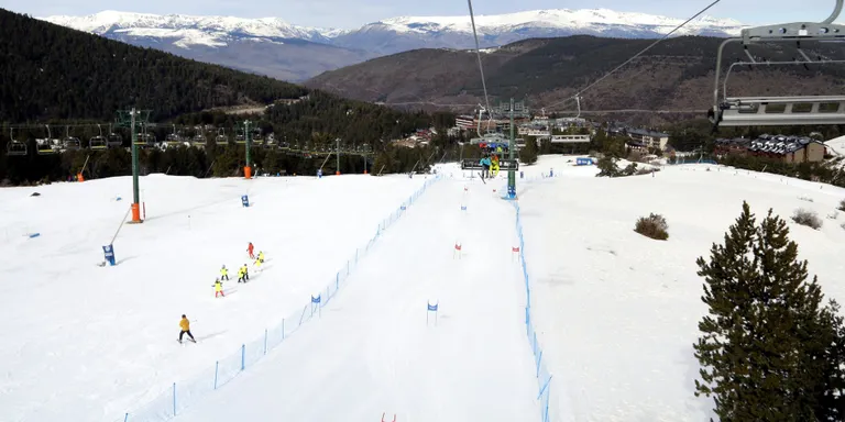 La Molina implementa un sistema digital a les màquines trepitjaneu per detectar gruixos