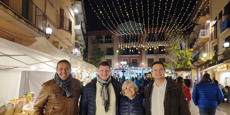 Cambrils es prepara per les festes amb el tradicional Mercat de Nadal