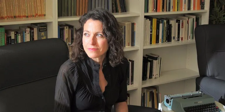 L'escriptora calderina Glòria de Castro debuta en la novel•la amb 'L'instant abans de l'impacte'