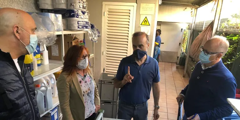 L’Ajuntament activa una campanya per a promoure el reciclatge d’envasos de vidre a l’hostaleria