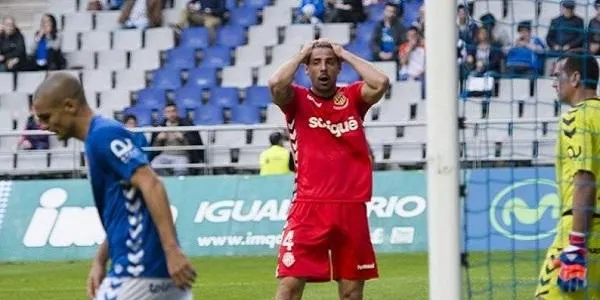 El Nàstic perdona a la primera meitat i cau derrotat per 2 a 0 al camp de l'Oviedo