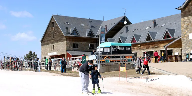 El Pirineu fa un balanç positiu de la Setmana Santa, que clou una temporada d'hivern quasi perduda