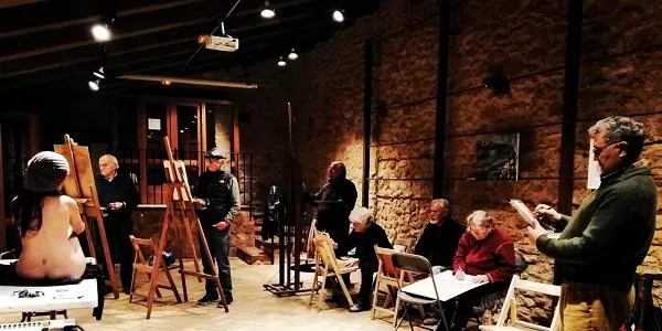 Els pintors del Cercle Artístic d’Altafulla milloren les seves habilitats en el dibuix al natural cada dilluns