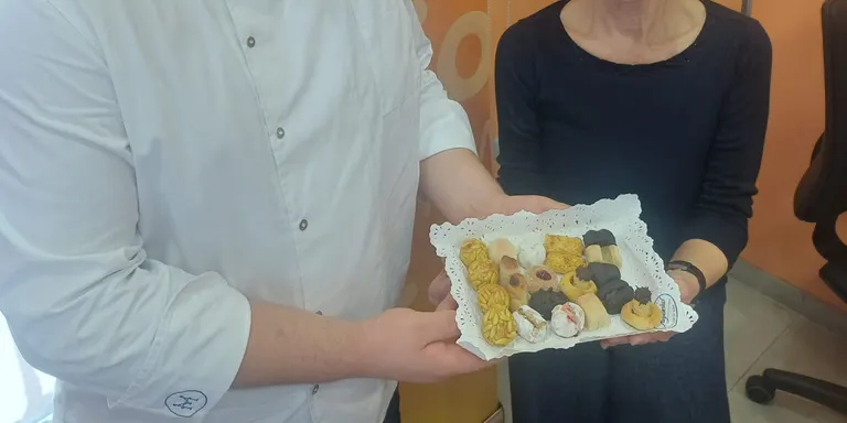 El de pinyons continua sent el rei dels panellets