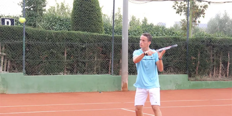 Oriol Fillat debuta al Mutua Madrid de Tennis