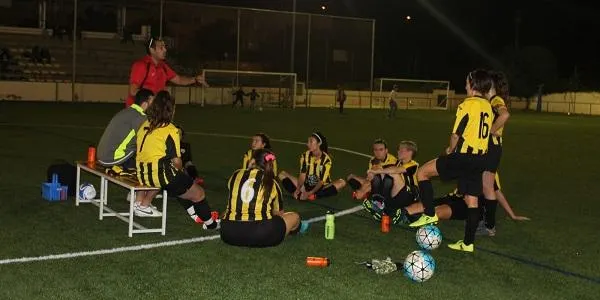 El Sènior Femení del CE Altafulla cau amb estrèpit davant la Floresta i encadena dues derrotes seguides