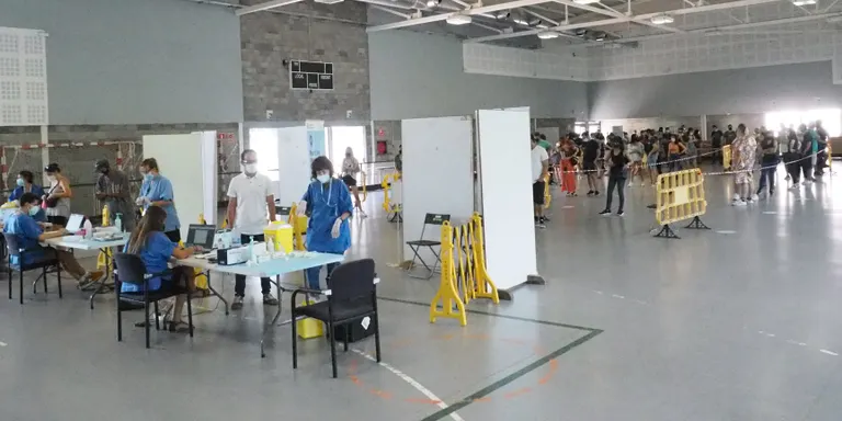 Èxit de la marató de vacunació a partir dels 18 anys a la Seu d'Urgell