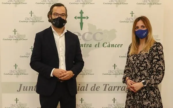 El CET i l’AECC signen un conveni de col·laboració per conscienciar sobre els beneficis de l’esport per a la prevenció del càncer