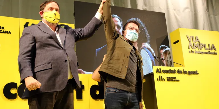 ERC guanyaria les eleccions amb 36-38 escons, seguida del PSC (34-36) i JxCat (30-33), segons el sondeig de TV3