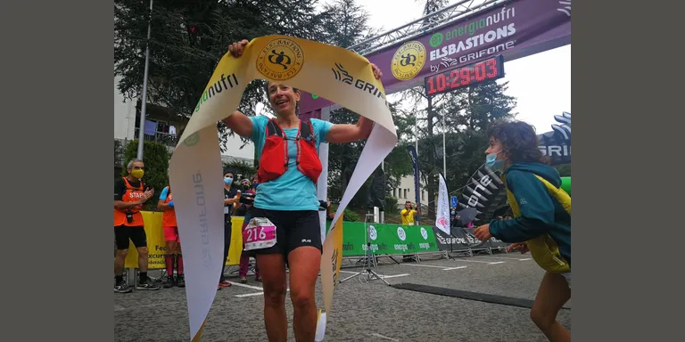 Victòria de Roser Español a l'ultratrail Els Bastions