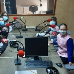 L'entrevista - Escola Carles III - Premi Pilarín Bayés del 05/05/2021 - episode art
