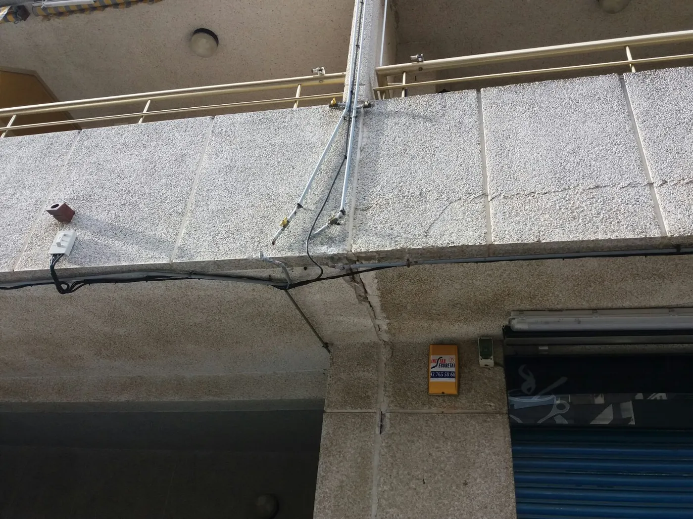 Ensurt pel trencament accidental de la canonada de gas d'un edifici