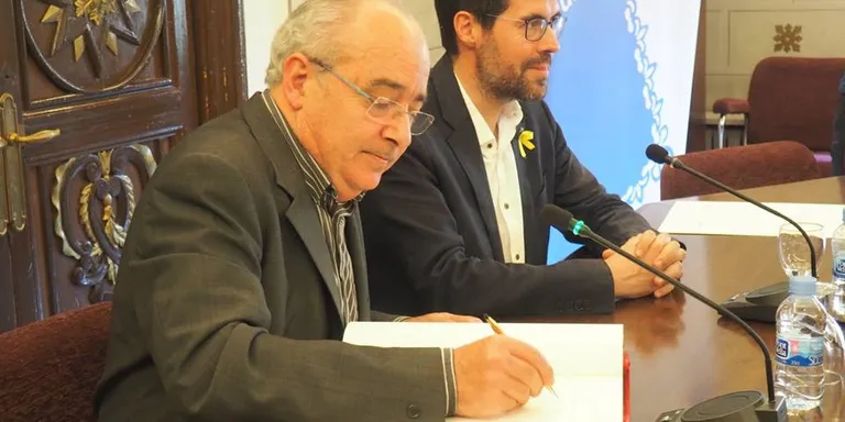 Josep Bargalló mostra el ple suport al col·lectiu de mestres de la Seu