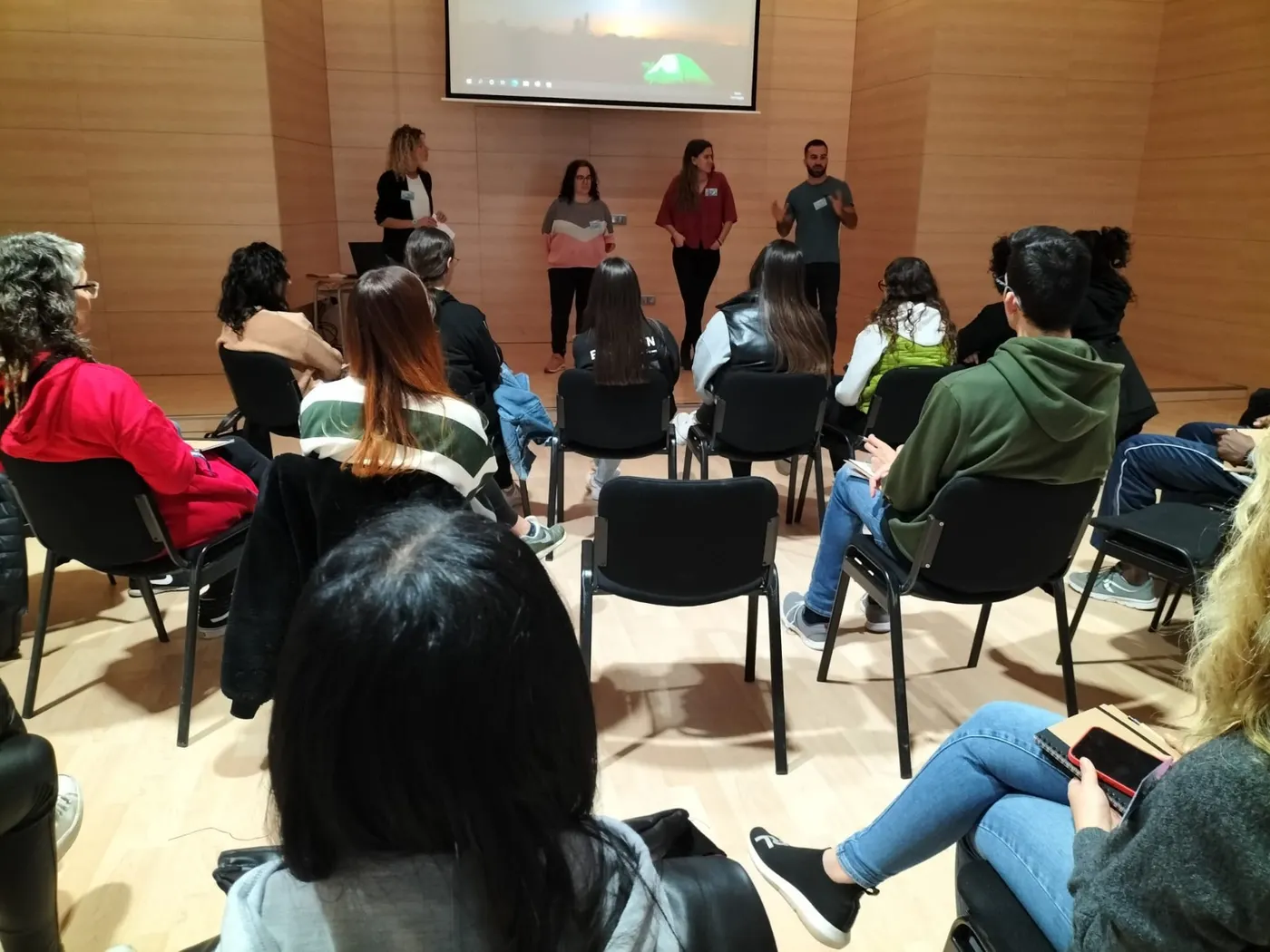 <strong>L'Oficina Jove del Solsonès organitza un networking entre estudiants interessats en l'àmbit social i professionals del sector</strong>