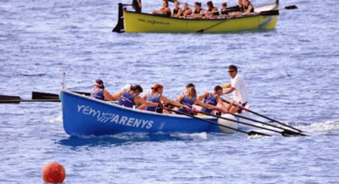 El Club de Rem Arenys comença la Lliga Catalana de Llaguts