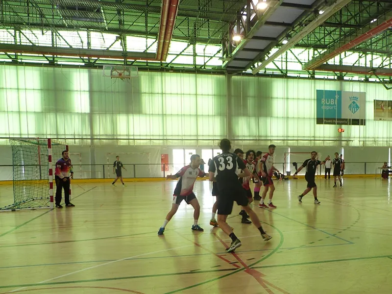 Toca defensar candidatura a una Handbol Rubí que arrenca amb ganes el 2018 / Arxiu