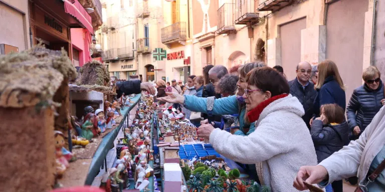 Darrers preparatius del Mercat de Nadal