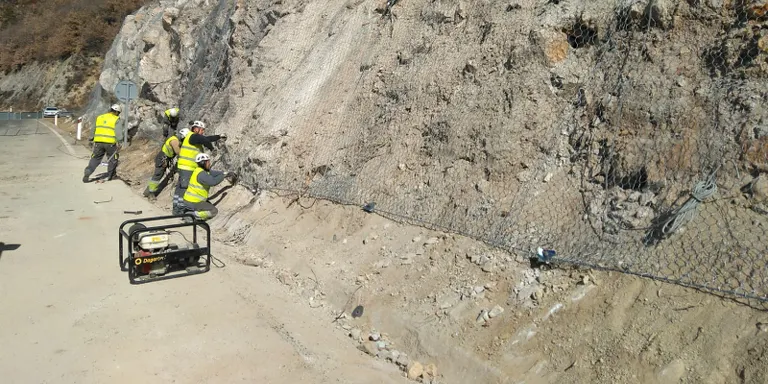 Reoberta en els dos sentits l'N-260 al Pont de Bar després de les obres de reparació arran d'una esllavissada