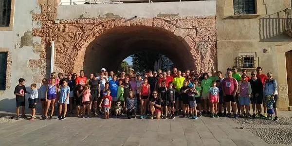 Una vuitantena de persones participen en la XXI Pujada a l’Ermita de Sant Antoni